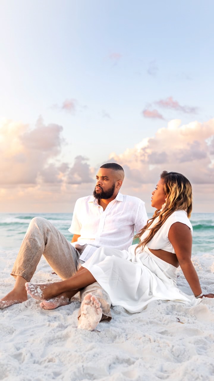 Proof that getting up early for photos is worth it 🤍

Destin + 30A couples, I’ll see you at sunrise.

#30aphotographer #destinphotographer #destinflorida #30a #floridaphotographer
