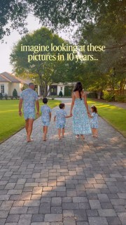 One day, these won’t be the little kids running ahead of you anymore. 🥹🤍

If you’re visiting Destin or 30A, let’s make the kind of family photos you’ll be so glad you have 10 years from now.

Follow along for family photos that feel like your family, not a photoshoot. 🌊

#30aphotographer #destinphotographer #30afamilyphotographer #destinfamilyphotographer