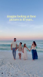 One day, these won’t be the little kids running ahead of you anymore. 🥹🤍

If you’re visiting Destin or 30A, let’s make the kind of family photos you’ll be so glad you have 10 years from now.

Follow along for family photos that feel like your family, not a photoshoot. 🌊

#30aphotographer #destinphotographer #30afamilyphotographer #destinfamilyphotographer